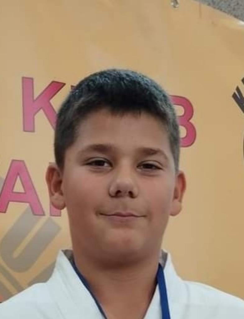 ENIS CRNOMEROVIC